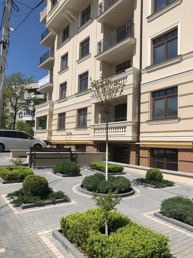Затишні Сучасні Апартаменти В Елітному Жк Версаль Truskavec' Esterno foto